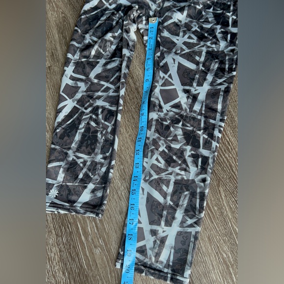 Athleta, Women’s, Geo Sonar, Printed, Capri, Leggings. - Picture 11 of 12